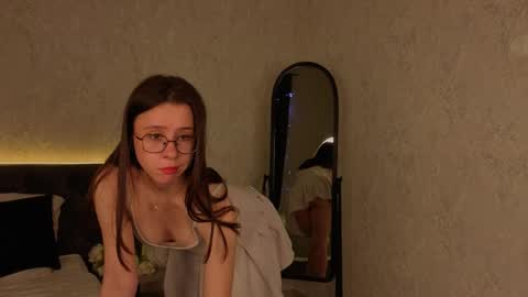 Aurora online show from April 23, 2026, 12:29 pm
