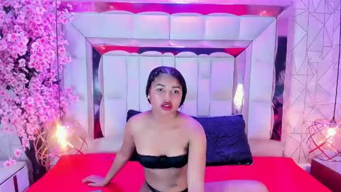 Snapshot of auroravale1 chatting on May 29, 2026, 8:18 pm Aurora Vale online show from May 29, 2026, 8:18 pm