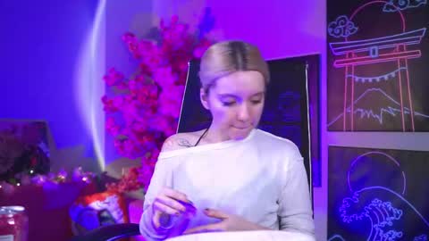 aurorawrenfield online show from March 24, 2026, 2:27 am