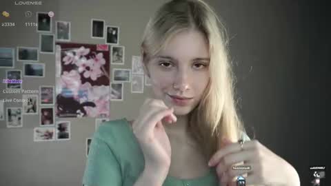 Snapshot of auroremanaugh chatting on July 29, 2026, 8:56 am auroremanaugh online show from July 29, 2026, 8:56 am
