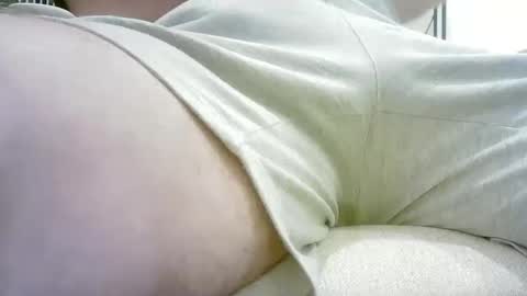 Snapshot of aussie5892 chatting on January 28, 2025, 9:30 am Justin online show from January 28, 2025, 9:30 am