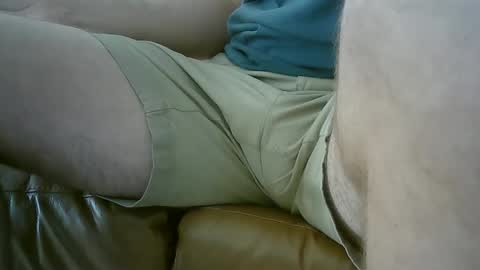 Snapshot of aussie5892 chatting on January 29, 2025, 4:05 am Justin online show from January 29, 2025, 4:05 am