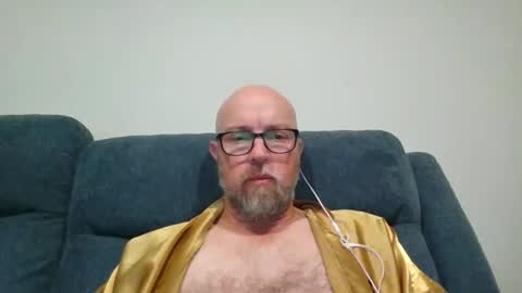 Snapshot of aussieguy73 chatting on November 6, 2025, 12:06 pm aussieguy73 online show from November 6, 2025, 12:06 pm