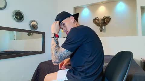 AUSTIN  online show from February 2, 2025, 8:46 am