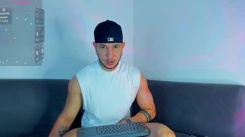 A online show from October 10, 2025, 12:20 am