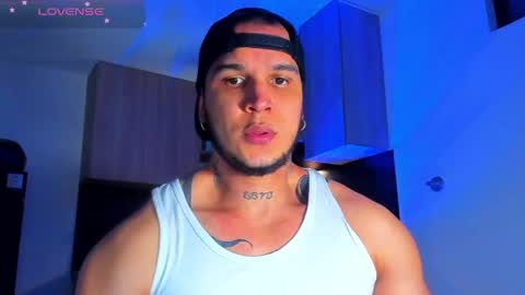 Snapshot of austin_curry chatting on April 23, 2026, 11:29 pm A online show from April 23, 2026, 11:29 pm