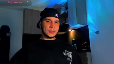 Snapshot of austin_curry chatting on April 29, 2026, 2:04 am A online show from April 29, 2026, 2:04 am