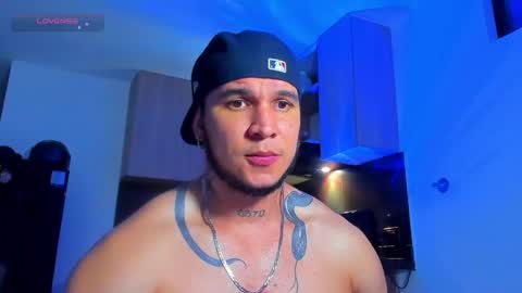 Snapshot of austin_curry chatting on May 6, 2026, 8:41 am A online show from May 6, 2026, 8:41 am