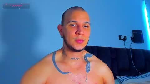 Snapshot of austin_curry chatting on May 18, 2026, 9:20 pm A online show from May 18, 2026, 9:20 pm