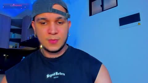 Snapshot of austin_curry chatting on May 25, 2026, 10:16 pm A online show from May 25, 2026, 10:16 pm