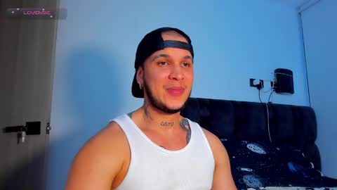 Snapshot of austin_curry chatting on June 1, 2026, 11:17 pm A online show from June 1, 2026, 11:17 pm