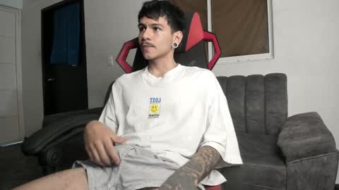 Austin online show from January 21, 2025, 9:04 pm