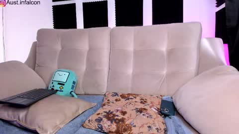 Austin online show from April 16, 2026, 8:31 pm