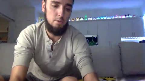 Snapshot of austincutieyes chatting on October 6, 2025, 10:40 pm AudiEna online show from October 6, 2025, 10:40 pm