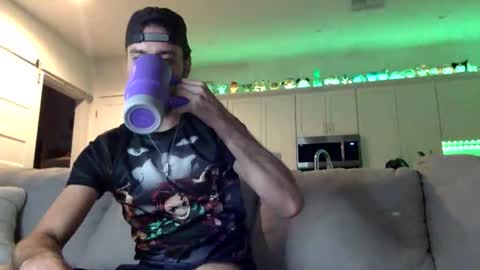 Snapshot of austincutieyes chatting on November 20, 2025, 5:07 am AudiEna online show from November 20, 2025, 5:07 am