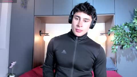 Austin  online show from February 4, 2026, 8:03 pm