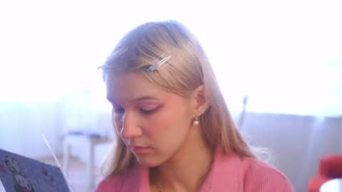 Anabel online show from July 16, 2026, 4:18 am