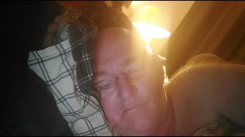 australian_guy_who_enjoys_life online show from April 7, 2026, 11:54 am