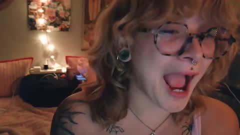 Autie 3 online show from March 29, 2026, 3:17 am