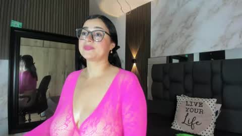 Natalia online show from July 24, 2026, 6:39 pm