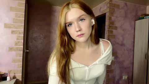Snapshot of ava_sweetie chatting on July 29, 2026, 9:13 pm Lover online show from July 29, 2026, 9:13 pm