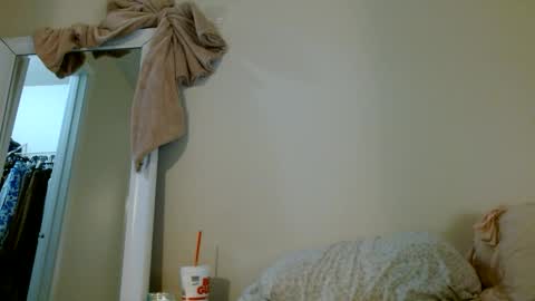 Ava Ashley online show from April 19, 2026, 5:18 am