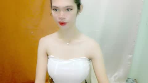 avacadaxcx online show from September 23, 2025, 10:35 pm