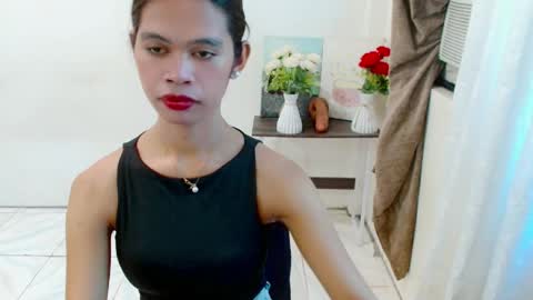 avacadaxcx online show from April 16, 2026, 2:34 am