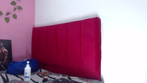 avalericherrycm101 online show from March 5, 2025, 12:49 am