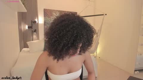 Avalon online show from September 25, 2025, 7:50 pm