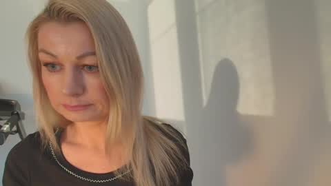 Eira online show from January 11, 2026, 2:33 pm