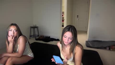 avaowenss online show from September 11, 2025, 4:23 am