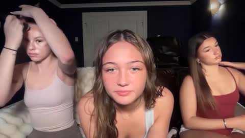 avaowenss online show from September 21, 2025, 7:37 pm