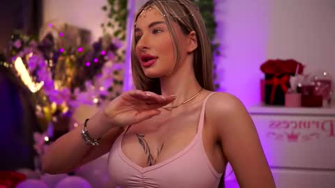 Carina online show from February 17, 2025, 1:04 am