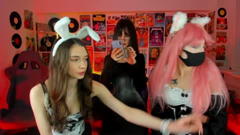 Snapshot of aveangela chatting on January 30, 2025, 6:21 pm Avie online show from January 30, 2025, 6:21 pm