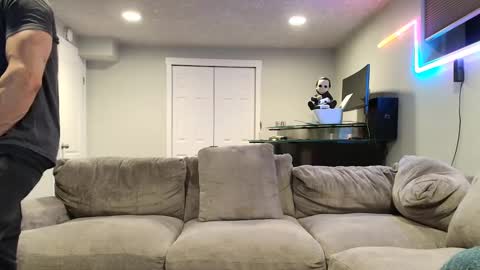 averageandsum online show from September 17, 2025, 10:50 am