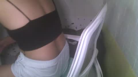 Rhian online show from February 6, 2025, 2:44 am