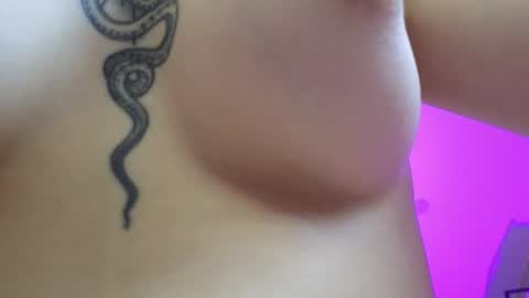 avgustina_love online show from July 4, 2026, 8:53 am