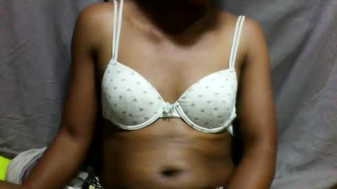 Snapshot of avontsoaldy chatting on October 21, 2025, 4:19 pm avontsoaldy online show from October 21, 2025, 4:19 pm