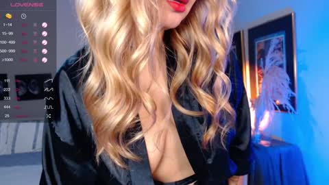 Avrill Morgan online show from December 6, 2024, 1:51 am