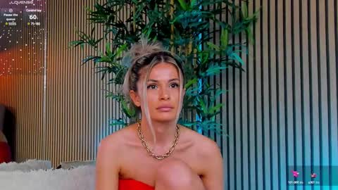 AVRILL CYRUX online show from February 13, 2025, 10:02 am