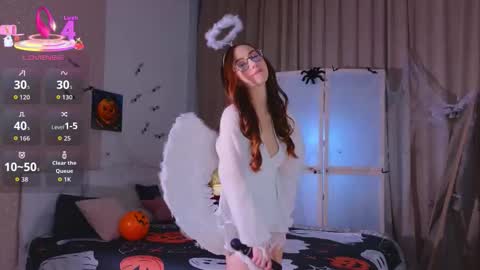 Avril online show from October 25, 2025, 10:48 pm