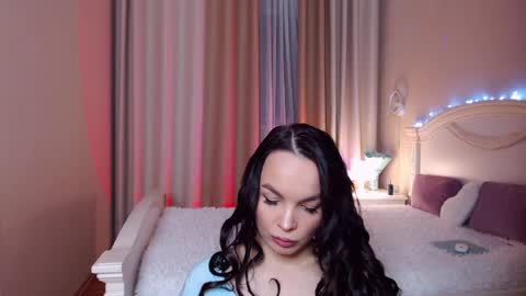 Avrora Inst online show from April 12, 2026, 8:58 pm