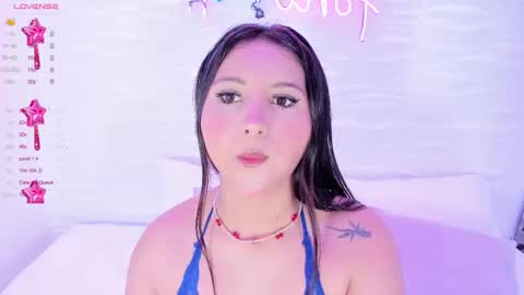 Avy  online show from February 12, 2025, 11:40 am