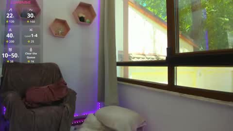 Snapshot of awesome_jolie chatting on May 18, 2026, 9:59 am Jolie online show from May 18, 2026, 9:59 am