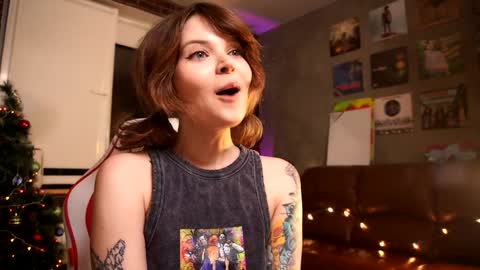 Snapshot of awondrr chatting on January 18, 2025, 6:21 pm Alice online show from January 18, 2025, 6:21 pm