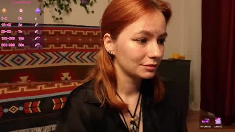 Snapshot of aww_burn chatting on December 14, 2025, 2:06 am Tris online show from December 14, 2025, 2:06 am