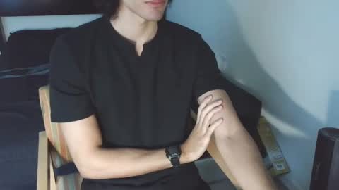 Snapshot of awwdi1 chatting on December 22, 2024, 4:27 pm Edward Skellington online show from December 22, 2024, 4:27 pm