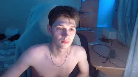 Snapshot of axel_0ne chatting on March 6, 2026, 7:54 pm axel_0ne online show from March 6, 2026, 7:54 pm