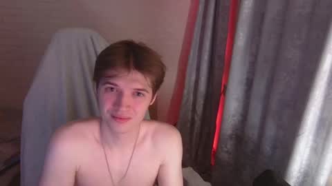 Snapshot of axel_0ne chatting on May 9, 2026, 8:25 pm axel_0ne online show from May 9, 2026, 8:25 pm